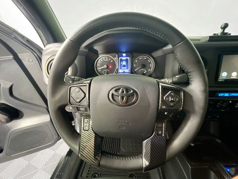 Used 2023 Toyota Tacoma TRD Sport w/ Advanced Technology Package AWD/4WD image 17