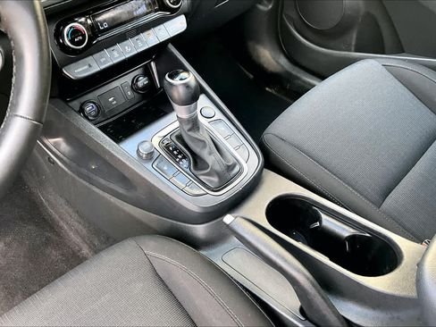 Certified 2023 Hyundai Kona SEL w/ Convenience Package FWD image 15