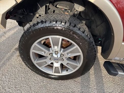 Used 2014 Ford F150 Lariat w/ Equipment Group 501A Mid image 5