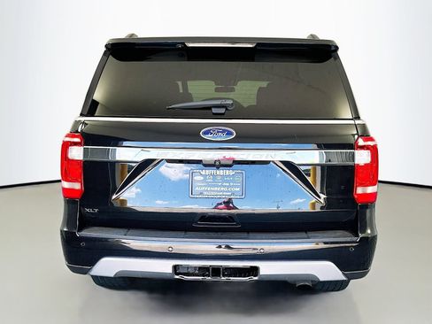 Used 2019 Ford Expedition XLT w/ Equipment Group 202A AWD/4WD image 6
