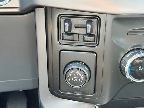 Used 2024 Ford F150 XLT w/ Equipment Group 302A MID RWD image 22