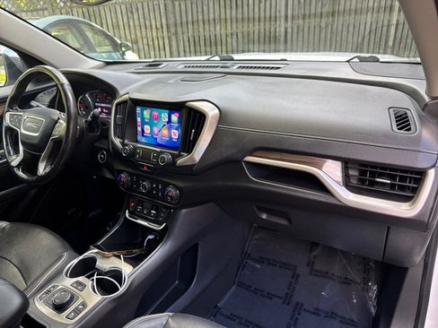 Used 2020 GMC Terrain Denali w/ Denali Premium Package AWD/4WD image 27