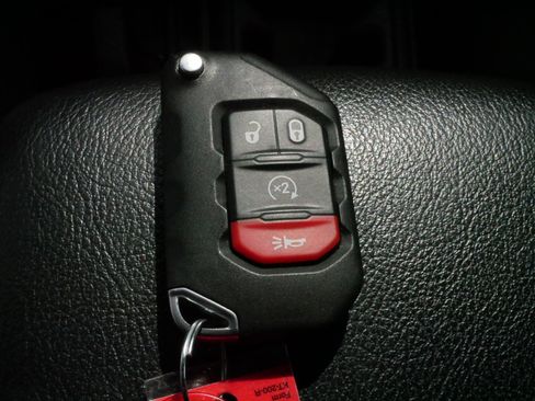 Used 2020 Jeep Wrangler Unlimited Sport image 32