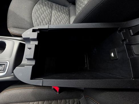 Used 2020 Chevrolet Equinox LT FWD image 29