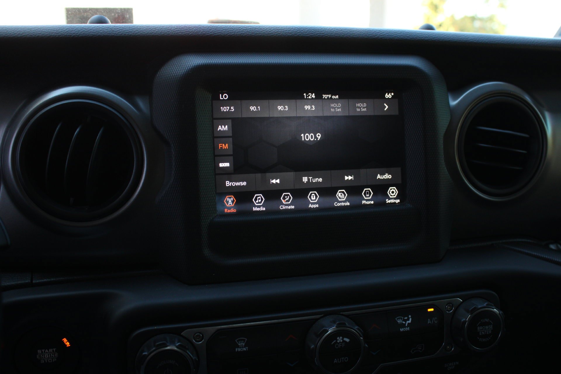 Used 2021 Jeep Wrangler Unlimited Sport AWD/4WD image 33