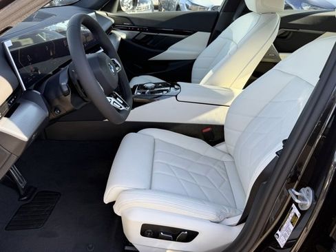 New 2026 BMW 530i 530i w/ M Sport Package image 17