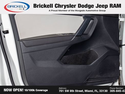 Used 2019 Volkswagen Tiguan SE w/ Panoramic Sunroof Package image 10