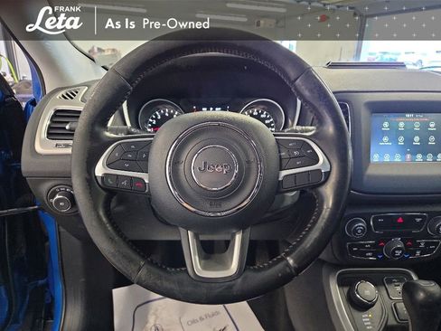 Used 2019 Jeep Compass Latitude w/ Cold Weather Group AWD/4WD image 12
