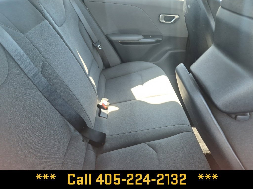 Used 2025 Kia K4 FWD image 24