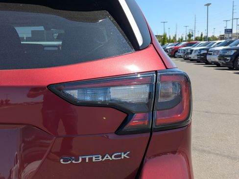 Used 2020 Subaru Outback Limited w/ Popular Package #2 AWD/4WD image 45