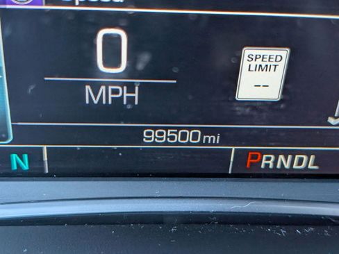 Used 2018 GMC Acadia SLT image 15