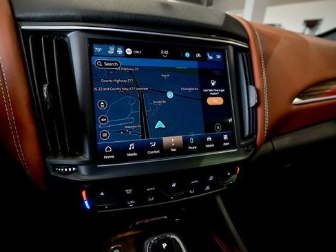 Used 2022 Maserati Levante GT image 38