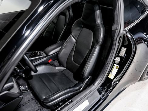 Used 2020 Porsche 911 Carrera S image 21