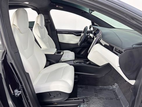 Used 2019 Tesla Model X Long Range image 15