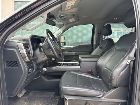 Used 2024 Ford F350 Lariat w/ Lariat Ultimate Package image 9