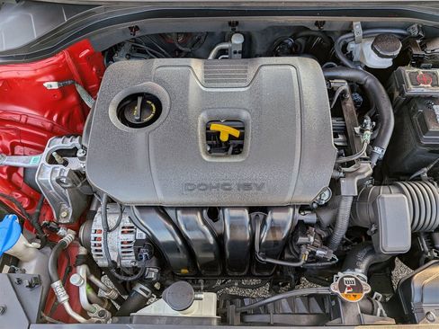 Used 2020 Hyundai Elantra SEL image 30