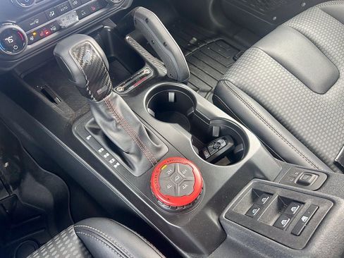 New 2025 Ford Bronco Raptor w/ Interior Carbon Fiber Pack image 31