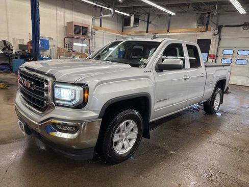 Used 2019 GMC Sierra 1500 SLE w/ SLE Value Package AWD/4WD image 1