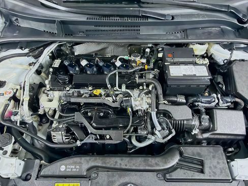 Used 2024 Toyota Corolla LE FWD image 32
