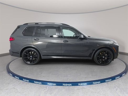 Certified 2023 BMW X7 xDrive40i w/ Executive Package image 4
