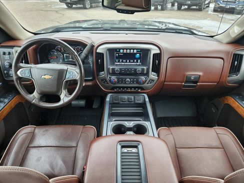 Used 2016 Chevrolet Silverado 1500 High Country image 4