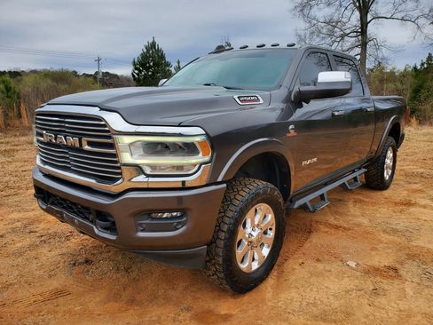 Used 2020 RAM 2500 Laramie image 19