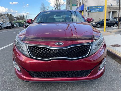 Used 2015 Kia Optima LX image 2