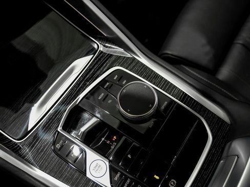 Used 2024 BMW X6 M60i w/ M Sport Professional Package image 24