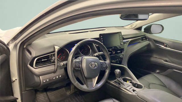 Used 2022 Toyota Camry XSE w/ Navigation Package FWD image 15