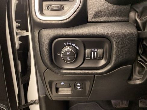 Used 2022 RAM 1500 Laramie image 18