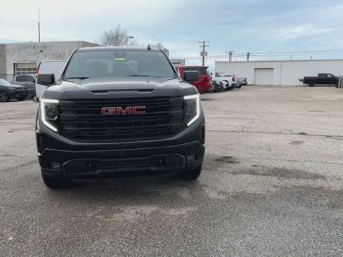 New 2026 GMC Sierra 1500 Elevation image 3