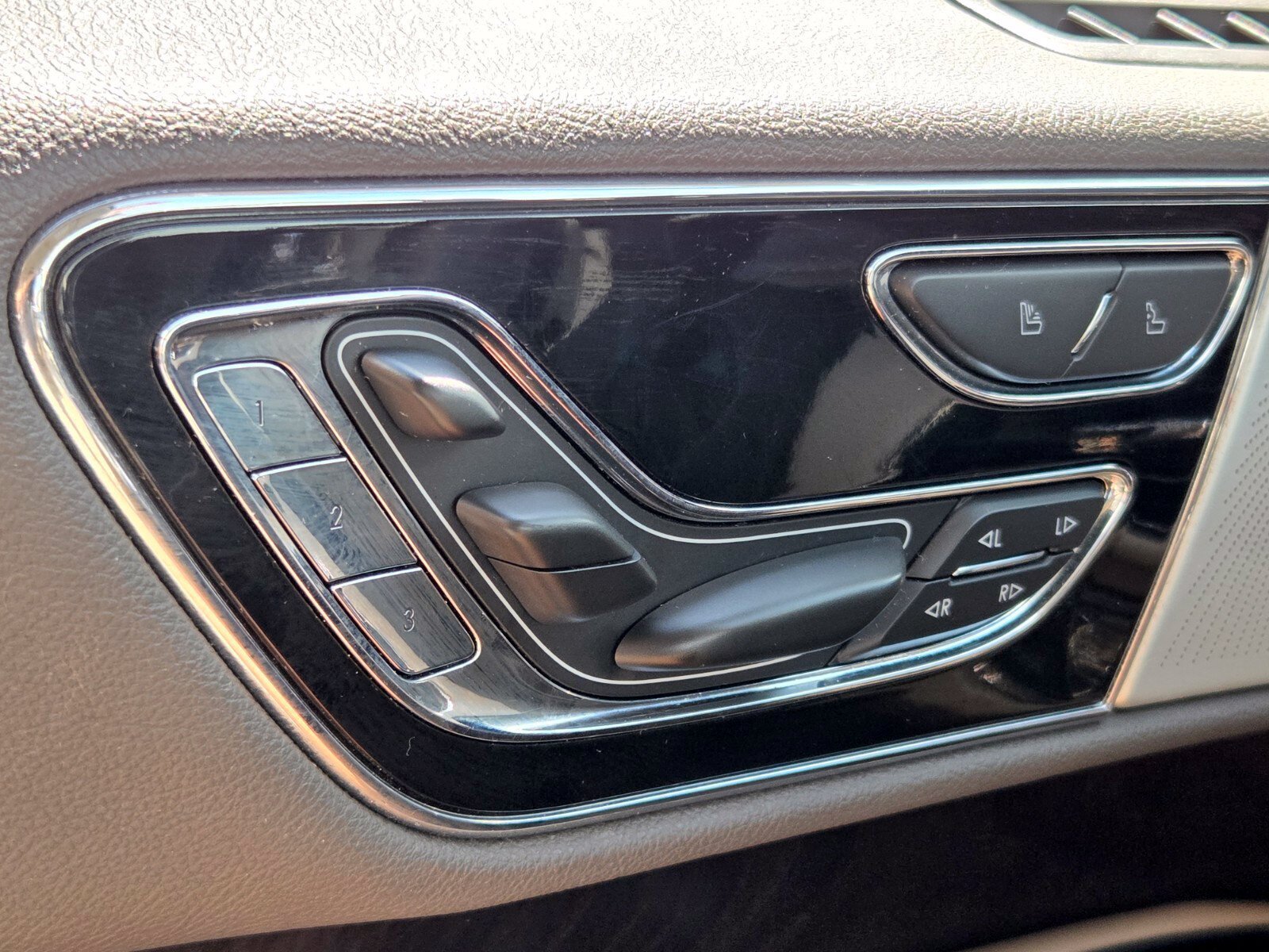 Used 2023 Lincoln Navigator Reserve AWD/4WD image 38
