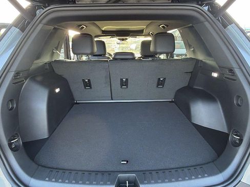 New 2027 Chevrolet Equinox RS FWD image 14