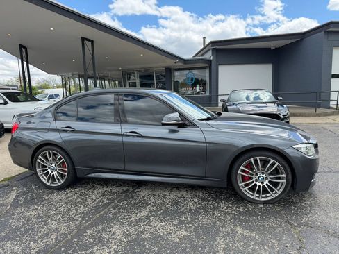 Used 2016 BMW 340i xDrive Sedan AWD/4WD image 8