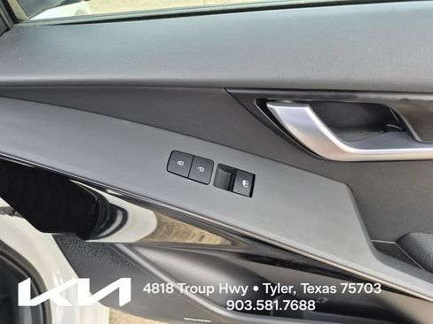 Used 2023 Kia Niro Wave FWD image 15
