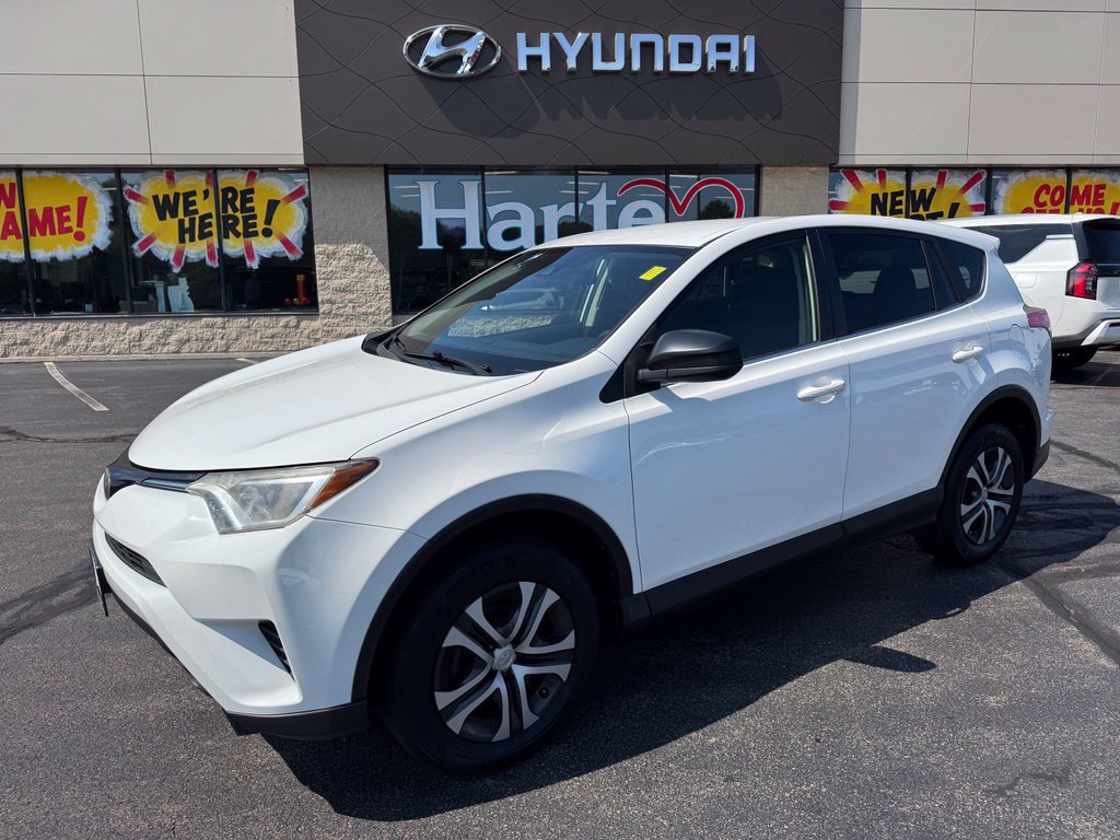 Used 2018 Toyota RAV4 LE w/ All Weather Liner Package AWD/4WD image 1