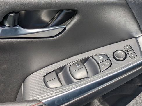 New 2025 Nissan Sentra SR w/ SR Premium Package FWD image 32