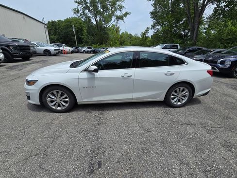 Used 2024 Chevrolet Malibu LT FWD image 3