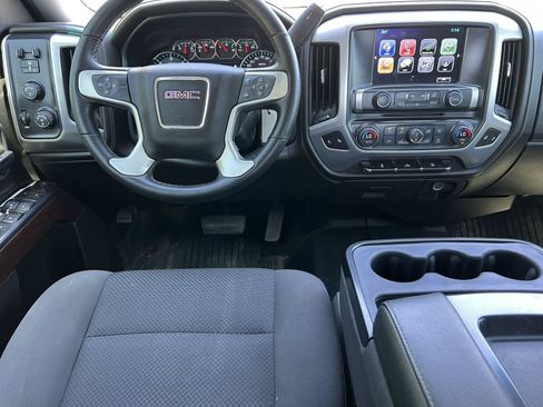 Used 2017 GMC Sierra 1500 SLE w/ SLE Value Package AWD/4WD image 2