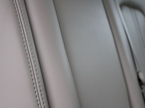 Used 2020 Lincoln MKZ image 36