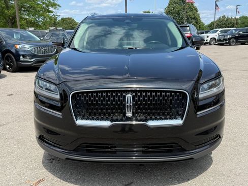 Used 2023 Lincoln Nautilus Reserve w/ Monochromatic Package AWD/4WD image 2