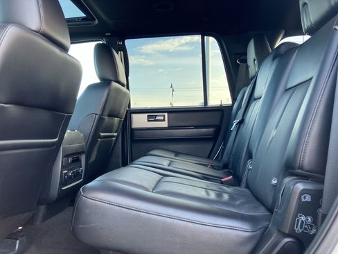 Used 2015 Ford Expedition Limited w/ Equipment Group 301A image 29