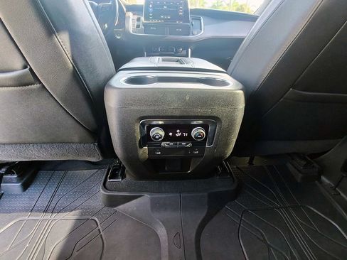 Used 2021 Chevrolet Tahoe RST RWD image 12