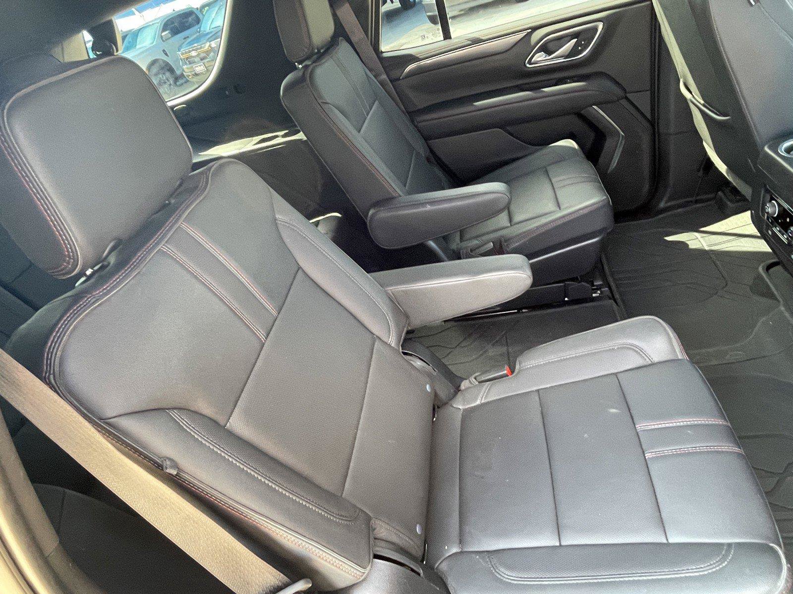 Used 2023 Chevrolet Tahoe RST w/ Luxury Package RWD image 31