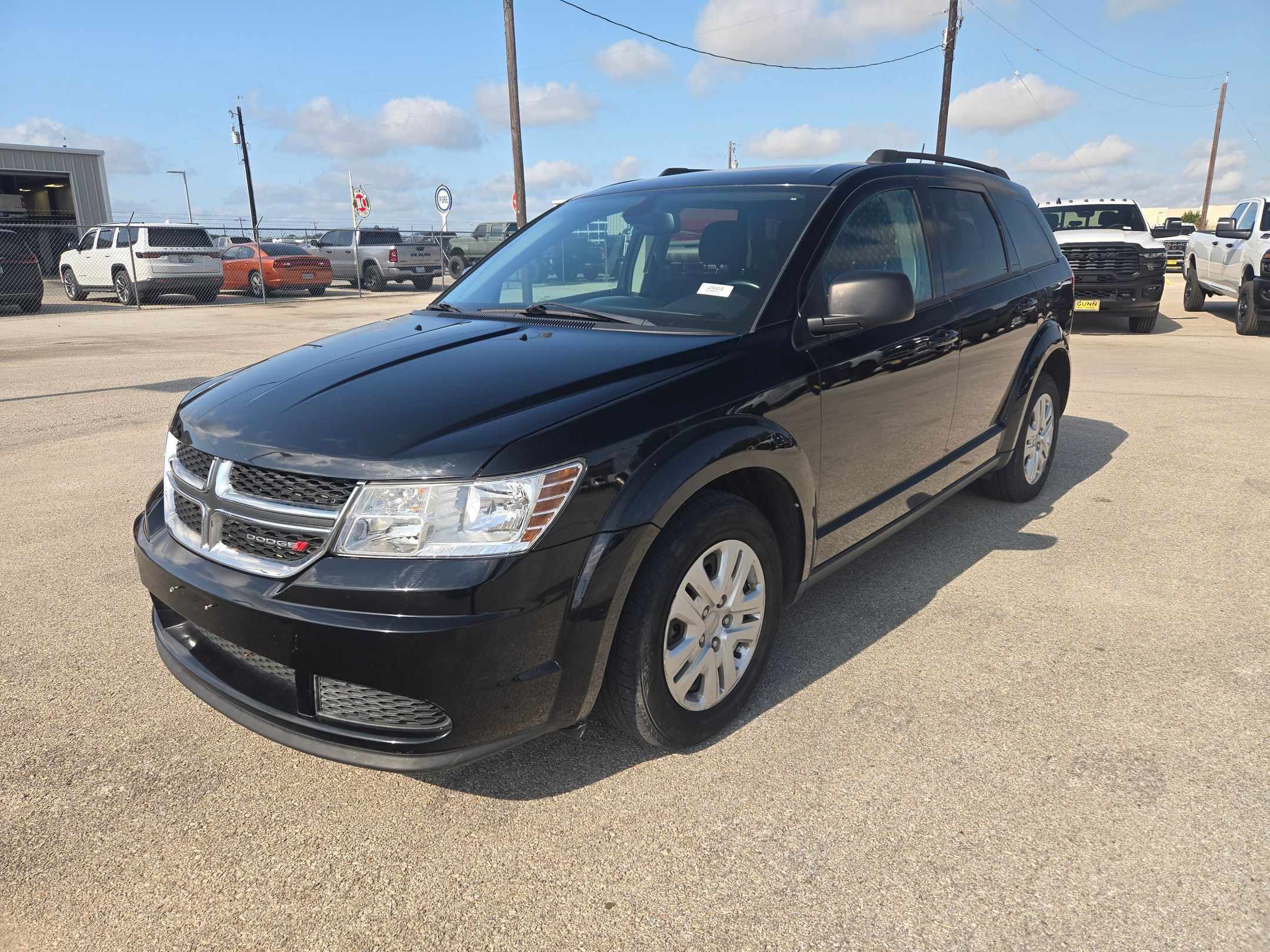 Used 2020 Dodge Journey SE w/ SE Popular Equipment Group FWD image 7