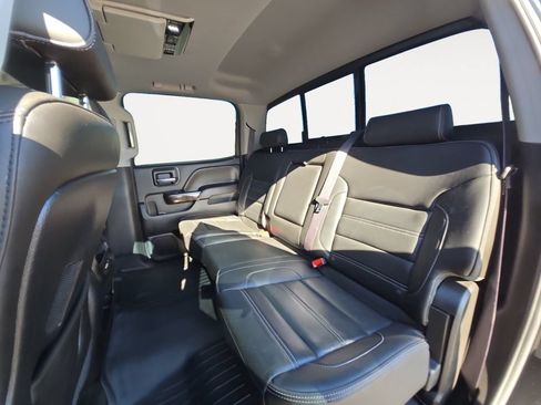 Used 2015 GMC Sierra 2500 Denali w/ Duramax Plus Package AWD/4WD image 15