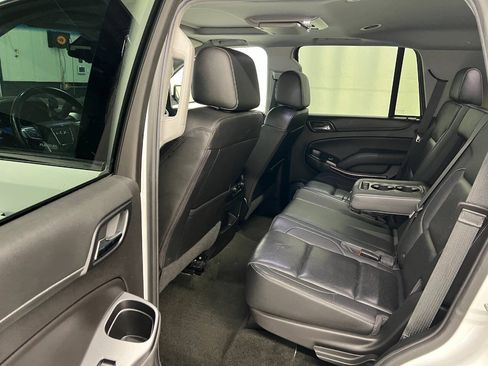 Used 2018 GMC Yukon SLT w/ Open Road Package AWD/4WD image 9