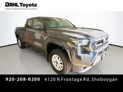 New 2025 Toyota Tacoma SR5