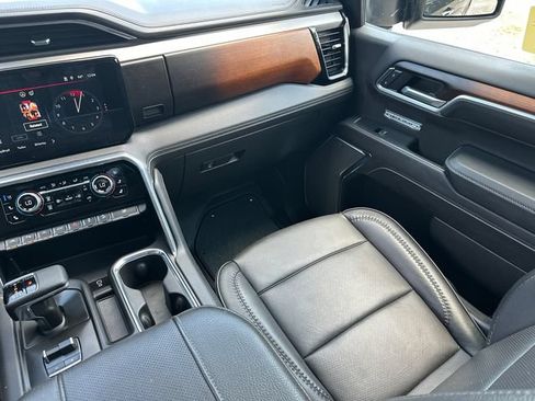 Used 2024 GMC Sierra 1500 Denali w/ Denali Reserve Package AWD/4WD image 23