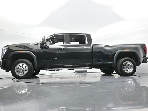 Used 2024 GMC Sierra 3500 Denali w/ Denali Reserve Package AWD/4WD image 45